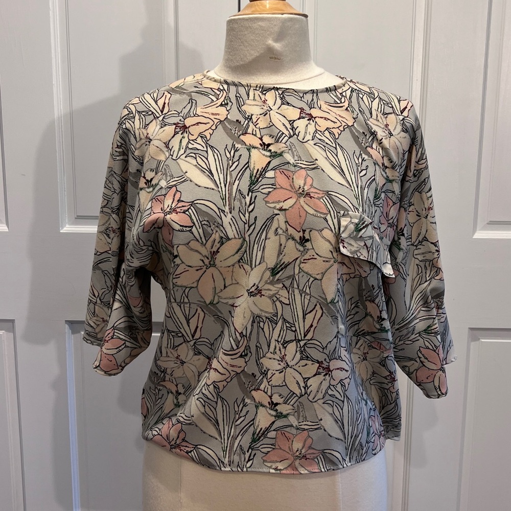 Cool floral blouse top